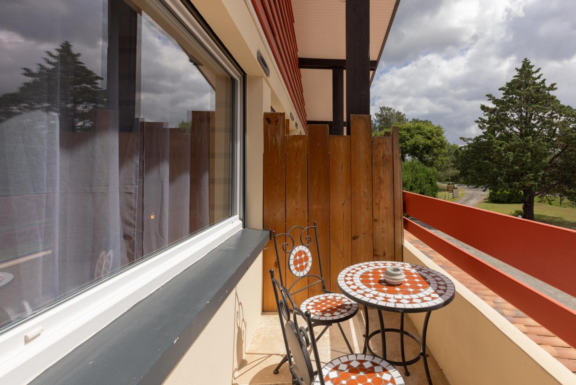 Hotel Paris Madrid Lesperon  Exterior photo